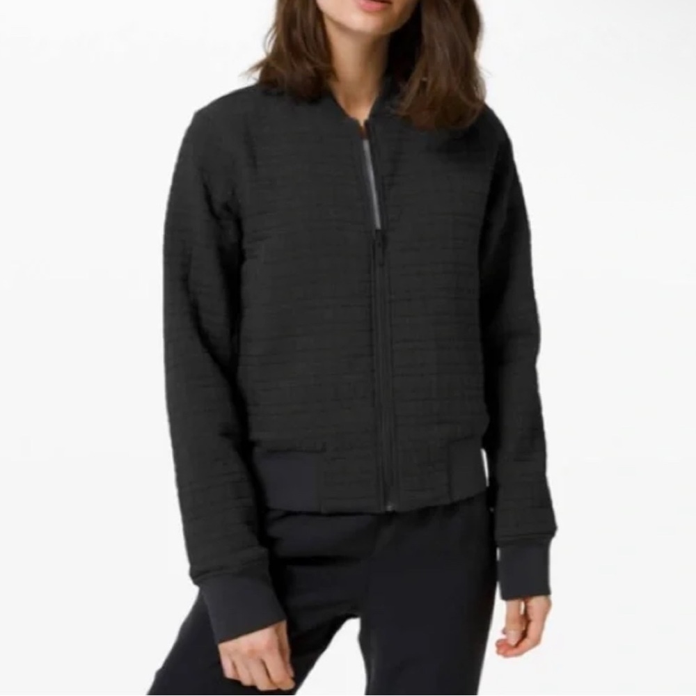 Lululemon Serene Travels Bomber Black Reversible with Pockets Basic Falla
